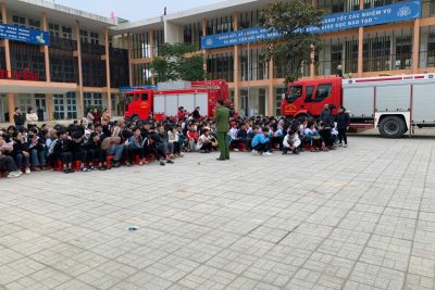 TRƯỜNG THCS LIÊM TUYỀN TUYÊN TRUYỀN CÔNG TÁC PCCC